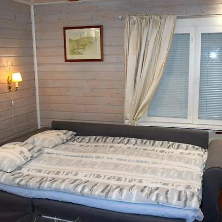 Idyllinen Mummonmoekki Renovated Grandma's For 5-6 People * אולו