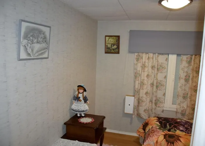 Idyllinen Mummonmoekki Renovated Grandma's For 5-6 People אולו