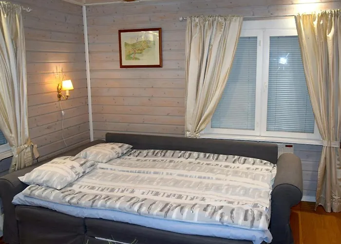 Idyllinen Mummonmoekki Renovated Grandma's For 5-6 People * אולו