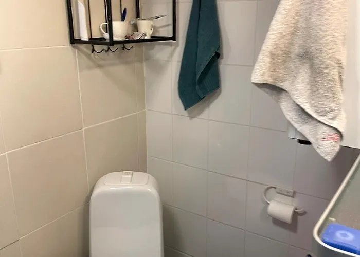 דירה Idyllinen Mummonmoekki Renovated Grandma's For 5-6 People *